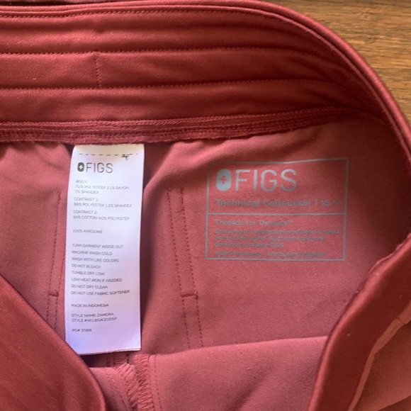 Figs Technical CollectionSet in Dark Cherry Color, size XS, EUC - Picture 4 of 4